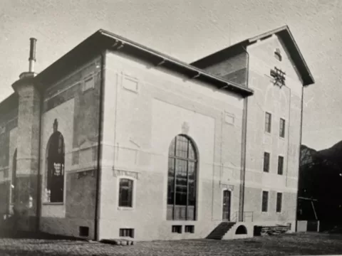 Reisen Sie mit uns durch die Geschichte unseres Unternehmens